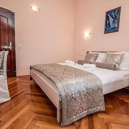 Villa Rose Rovinj Buitenkant foto