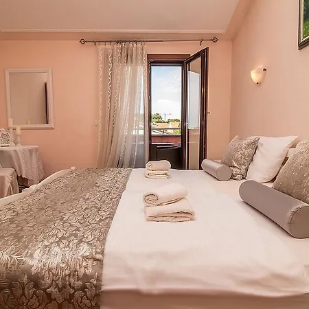 Villa Rose Rovinj Buitenkant foto